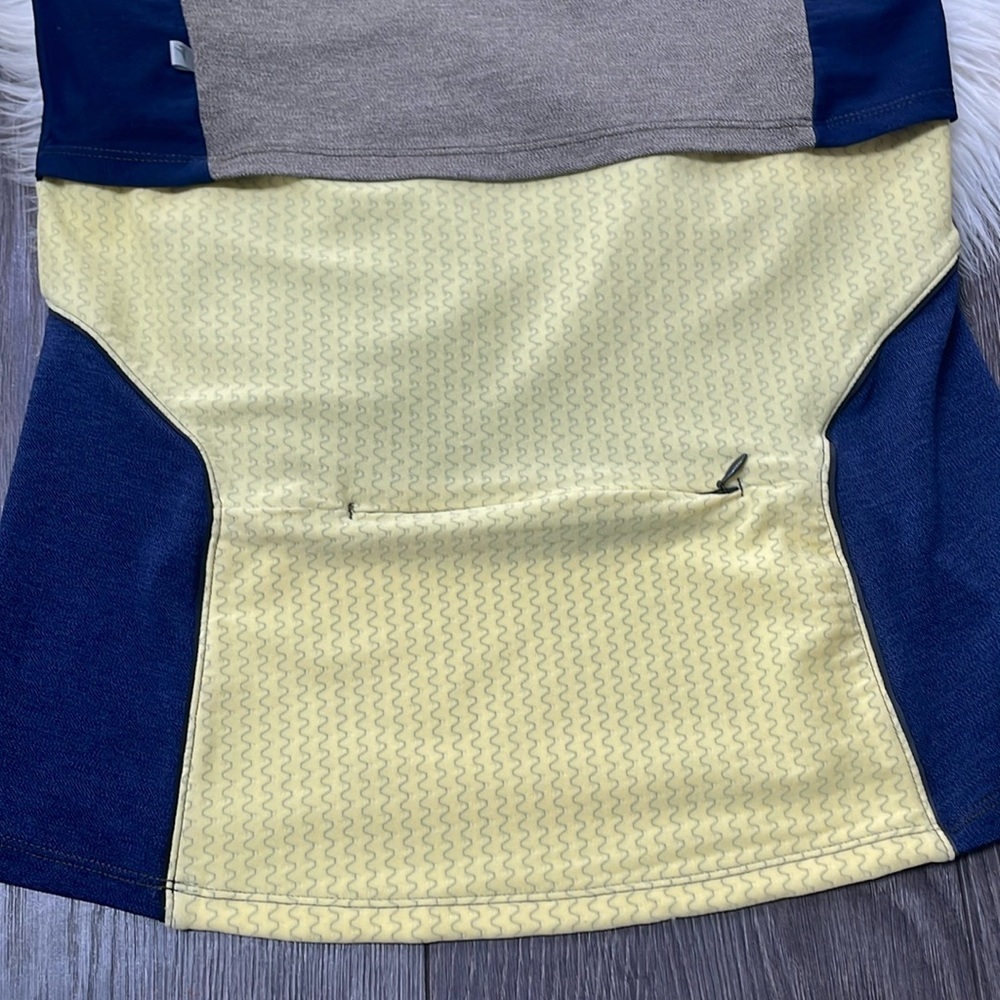 Fushionwear by ARYS blue yellow colourblovk  Sleeveless Tank - Picture 9 of 14